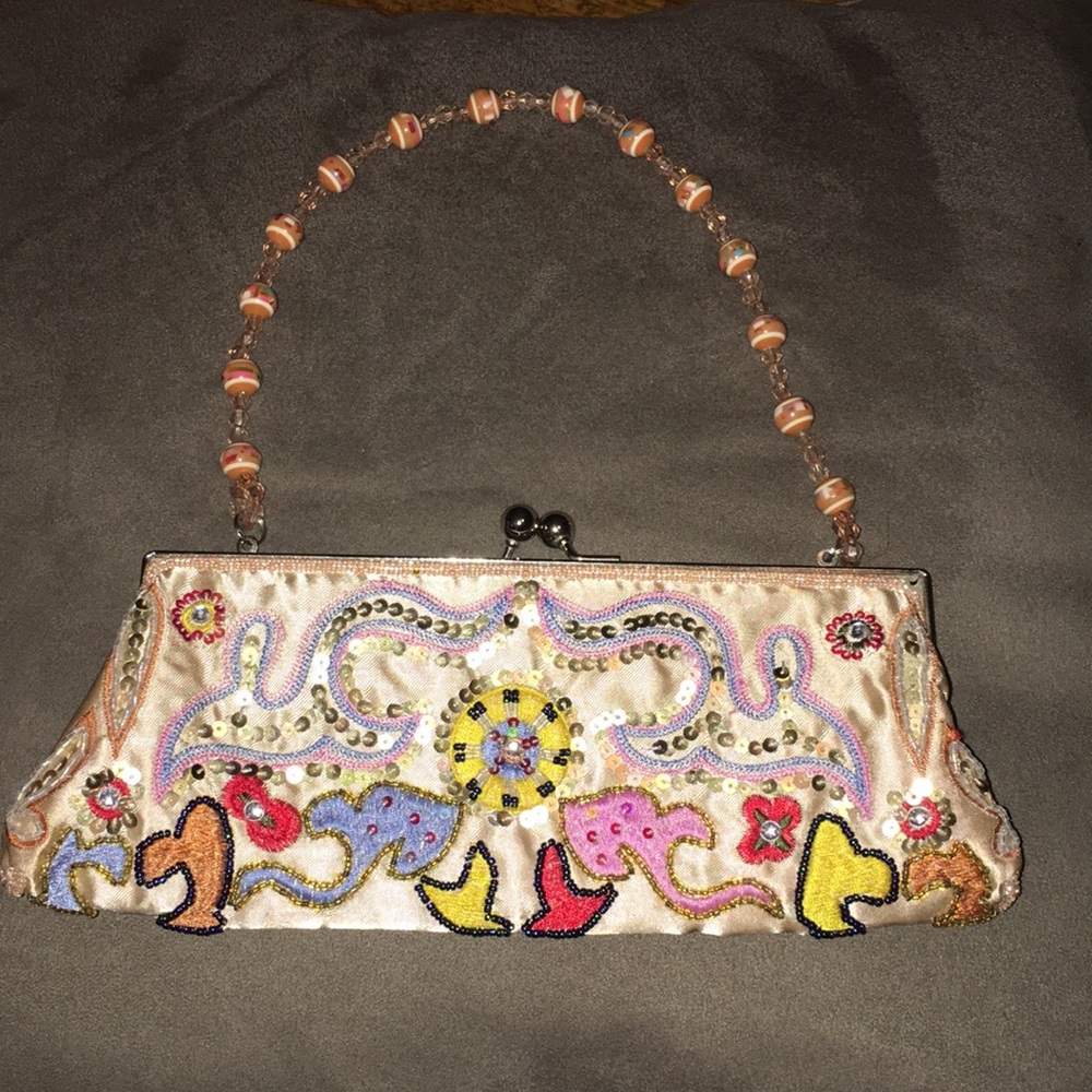Chateau Vintage Purse